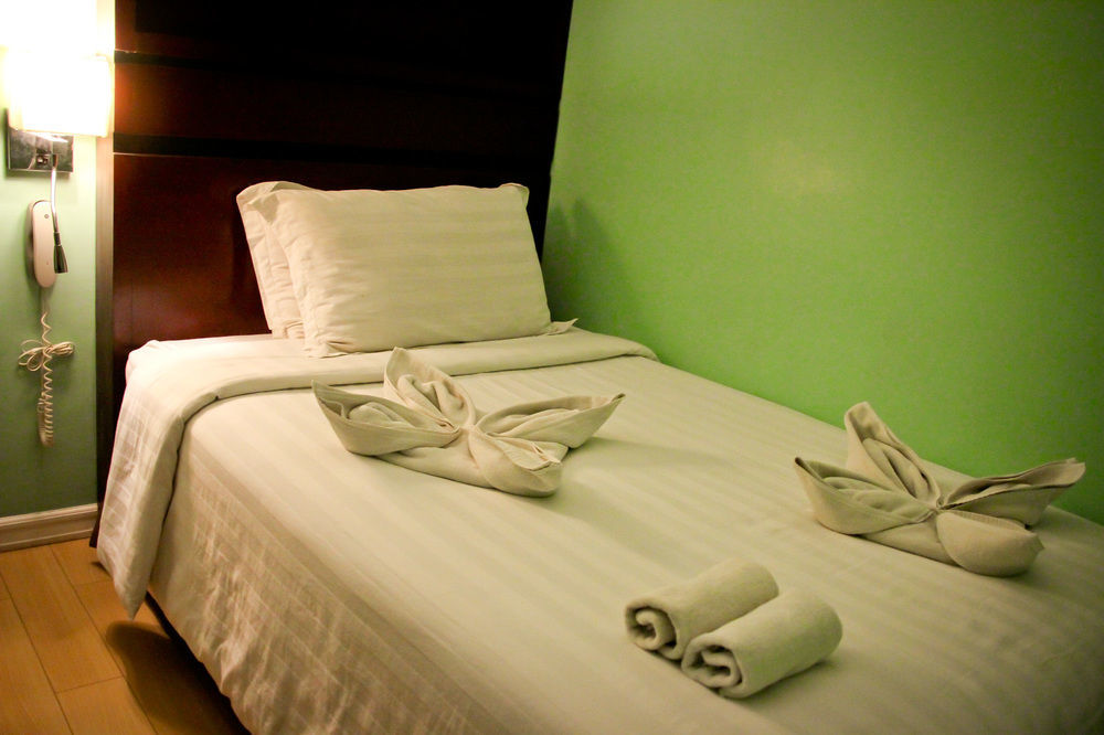 La Gloria Residence Inn Себу Экстерьер фото